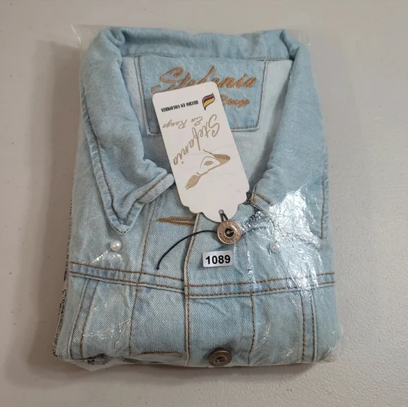 Womens Light Wash Peplum Destructed Hem Detail Jacket Stylish Windbreak size XL - Picture 16 of 16